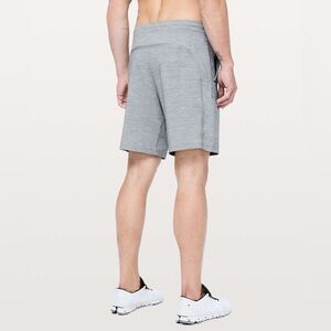 Lululemon Men’s Pace Breaker Lined 7” Shorts Size Small VGUC